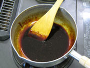 熱湯を入れ溶きのばしたところ