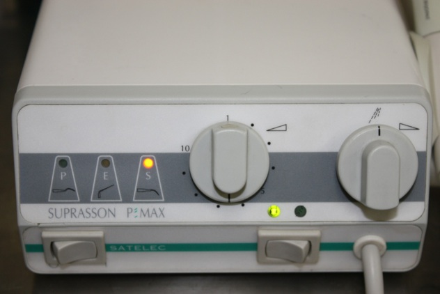 商品画像：超音波骨折治療器「アクセラス2」 | 間庭整形外科 4